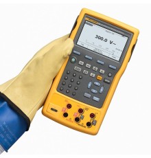 Регистрирующий калибратор Fluke 754